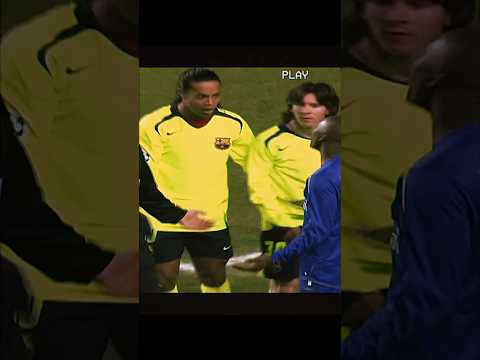Ronaldinho vs Messi 💔 #football #soccer #shorts