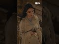 Aapa Bahar Khari Kisi Moujzay Ka Intezar Karrahi Thi | Short | Teen Sitaray | Three Sisters | EP 283