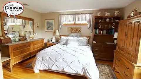 Real estate in Foxboro - Single Family property - ...