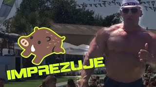 Koksu na imprezie na basenie [WAKACJE KOKSA #3]