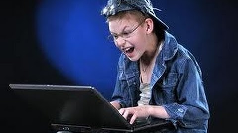 Killaura Hacker in SG