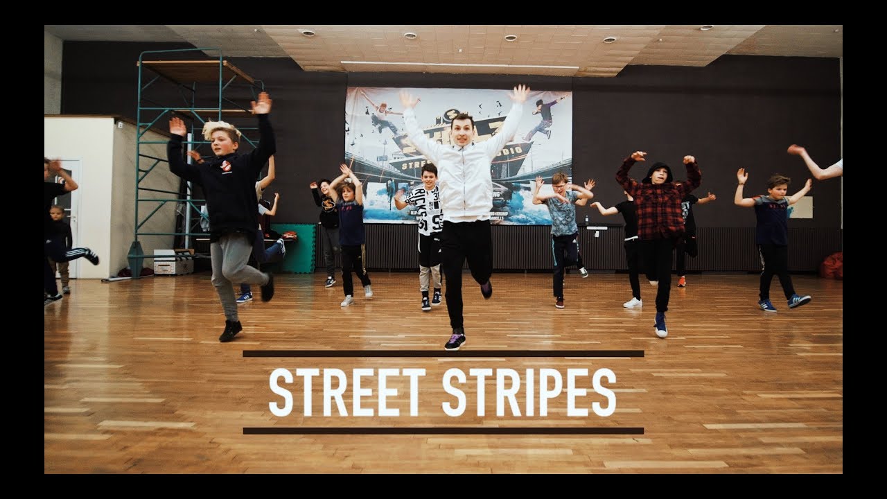 Junior Senior - Move Your Feet | STREET STRIPES |Breaking choreo by