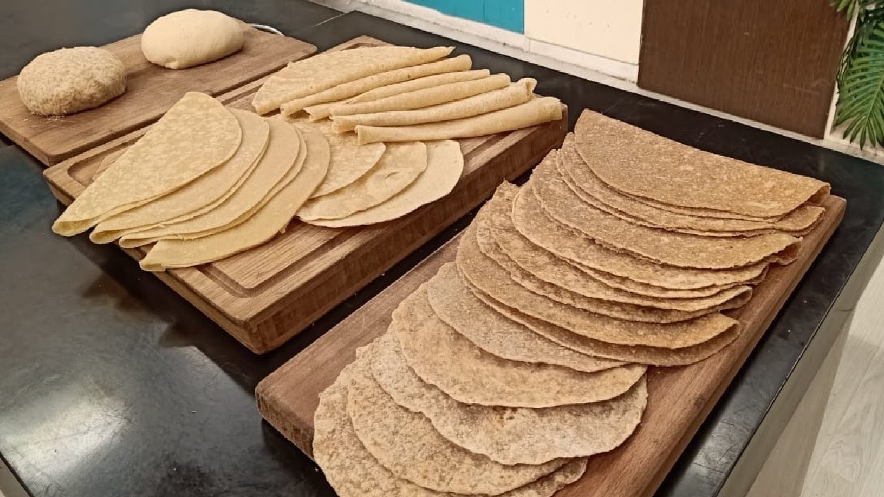 طريقة عمل خبز التورتيلا المكسيكي | سنة أولي طبخ مع الشيف سارة عبد السلام