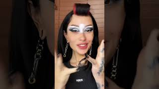 Attempting trad goth makeup for the first time!