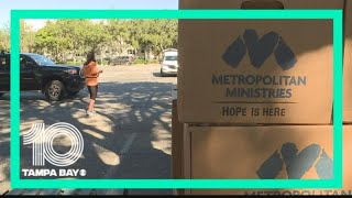 Metropolitan Ministries delivers meals during its 'Holiday on Wheels' event