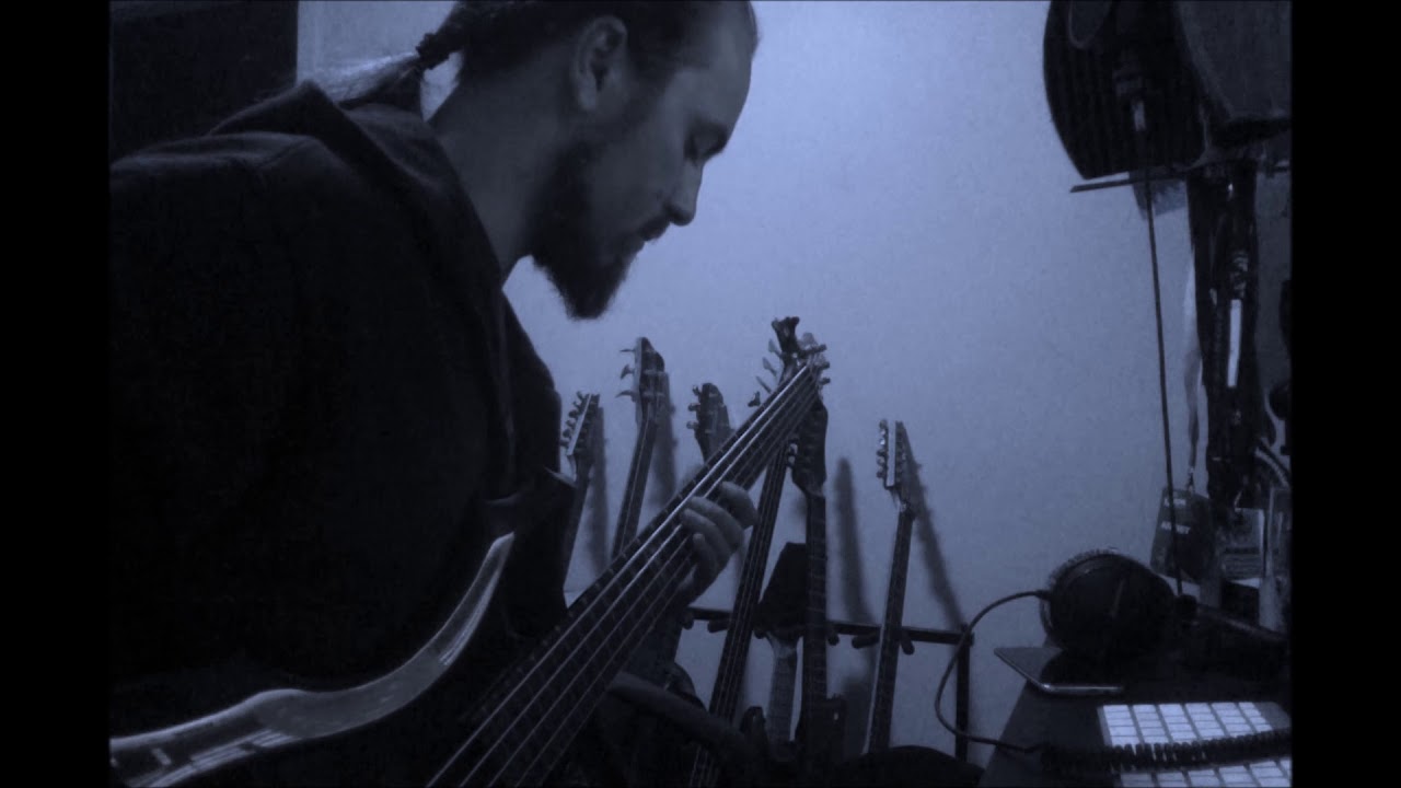 Iskald - Pre-production preview "Lysene som forsvant" - Bass recordings