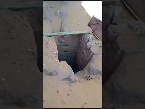 الفرق بين عمق غرفة الدفن و مدخل المقبرة الفرعونية