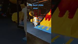 "Watch These Kids Take on the Epic Sky Zone Mega Slide – Pure Joy!"