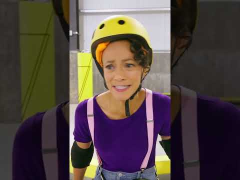 Blippi y Meekah aprenden trucos increíbles con la patineta 🛹 #Meekah #Patineta #Diversión
