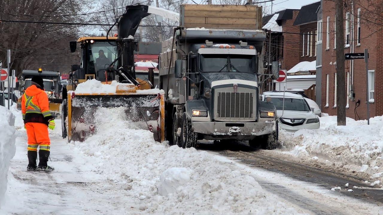 Snow Removal Operation after 75cm snowfall - Ville Lachine, Montreal