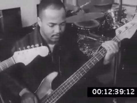 (bass+voice)-james-jamerson-with-levi-stubbs---standing-in-the-shadows-of-love