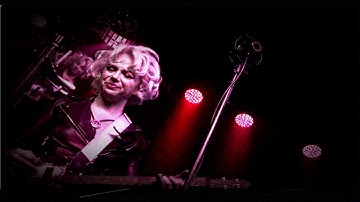 Thumbnail of Samantha Fish and Jesse Dayton - Rippin' and Runnin' (LIVE @ the Texas Music Cafe®)