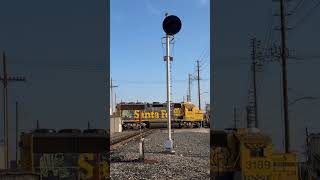 BNSF 3118 Hops Over The Diamond