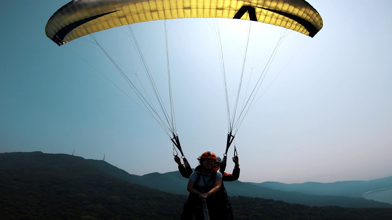 ⁣Ms Vy Tandem Paragliding in Son Tra Da Nang Viet Nam !!!! 4K