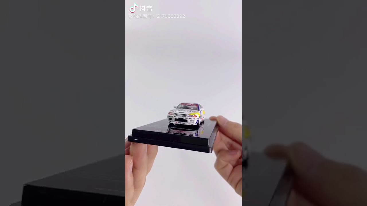 INNO 1/64 NISSAN SKYLINE GT-R (R32) #3 "Team HKS" Macau Guia Race 1991(IN64-R32-MGP20PB) diecast