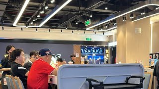 Kham Pha Nha Hang O Nam Saigon Q7