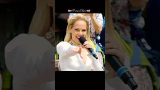 Pures Leben ✨ Linda Fäh 🌸 ZDF-Fernsehgarten #shorts