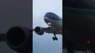 Azerbaijan Airlines Planes Edit