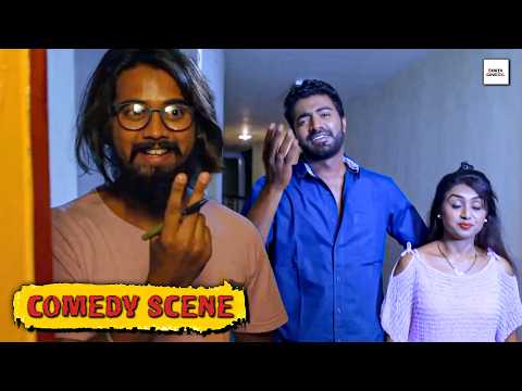 वो आदमी उस दोनों सुप्ले से क्या पूछ ने के लिए रोका है - South Hindi Dubbed Movie Comedy Drama Scene