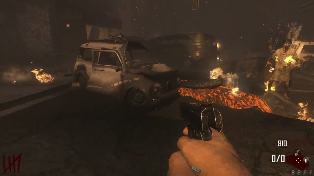 CALL OF DUTY BLACK OPS II ZOMBIES - TENTANDO SOBREVIVER DENTRO DO ÔNIBUS (Deu ruim)