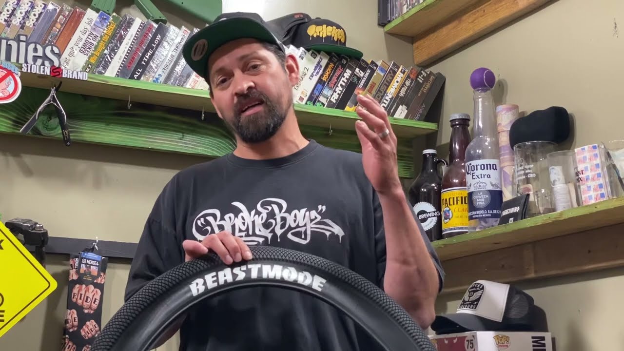 VEE Speedster 27.5 X 3.0 Tire explained review