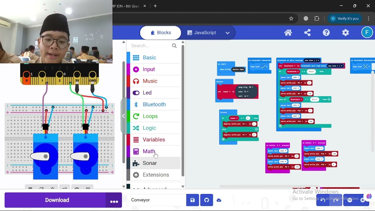 Conveyor (Smart Color sorter AI, Lofi Robot, & Microbit)