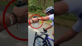 The secret of cyclists' sticky water bottles🚴😲 screenshot 3