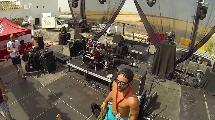 LOONEY TOONZ CHECK SOUND!! SHERRY FESTIVAL JEREZ 2...