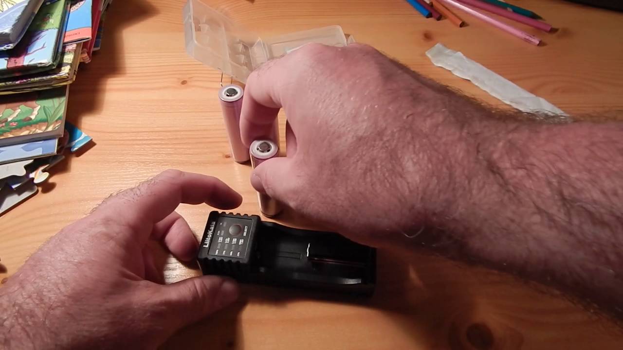 GEARBEST ICR18650 - 26FM 3.7V 18650 2600mAh Protected Rechargeable Li - ion Battery