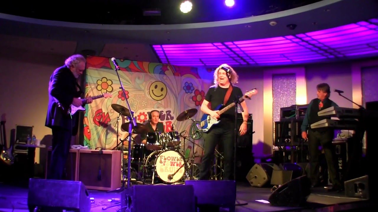 The Grass Roots "Temptation Eyes" - YouTube