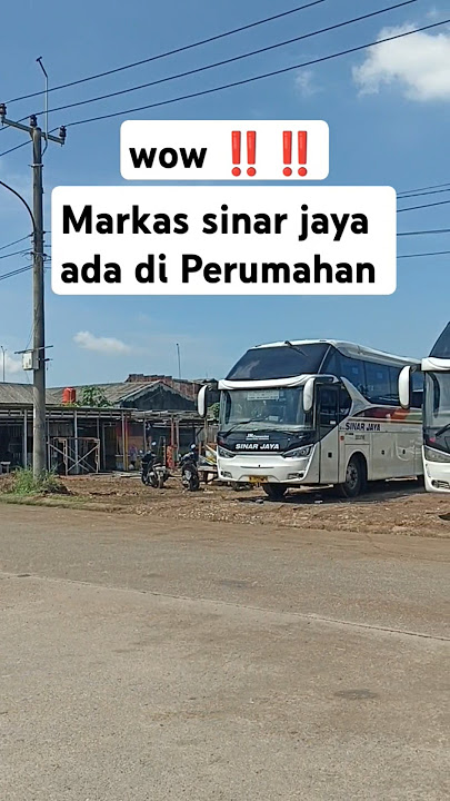 Is there a housing complex in the Sinar Jaya bus garage? How is that possible? Wow? #bus #sinarjaya