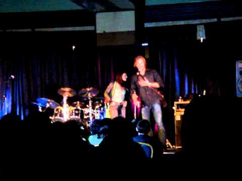 Genevieve & Jared Padalecki introduce the Brian Buckley Band at LA Con 2011