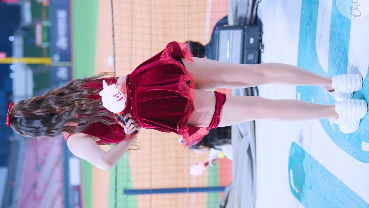 [8K] KT라인업 미쳐버림ㄷㄷ 이서윤 치어리더 직캠 Lee Seo-Yun cheerleader KT위즈 250408