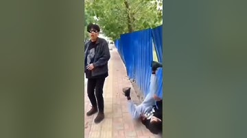 ROBLOX VS MINECRAFT AND MINI WORLD