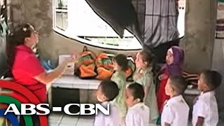 Tv Patrol Guro, Tinuturuan Ang Mga Batang Nakatira Sa Sementeryo