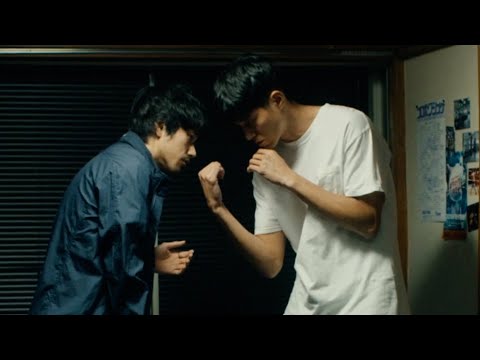 松山ケンイチ&東出昌大、シャドーボクシングで特訓 映画『BLUE/ブルー』本編映像