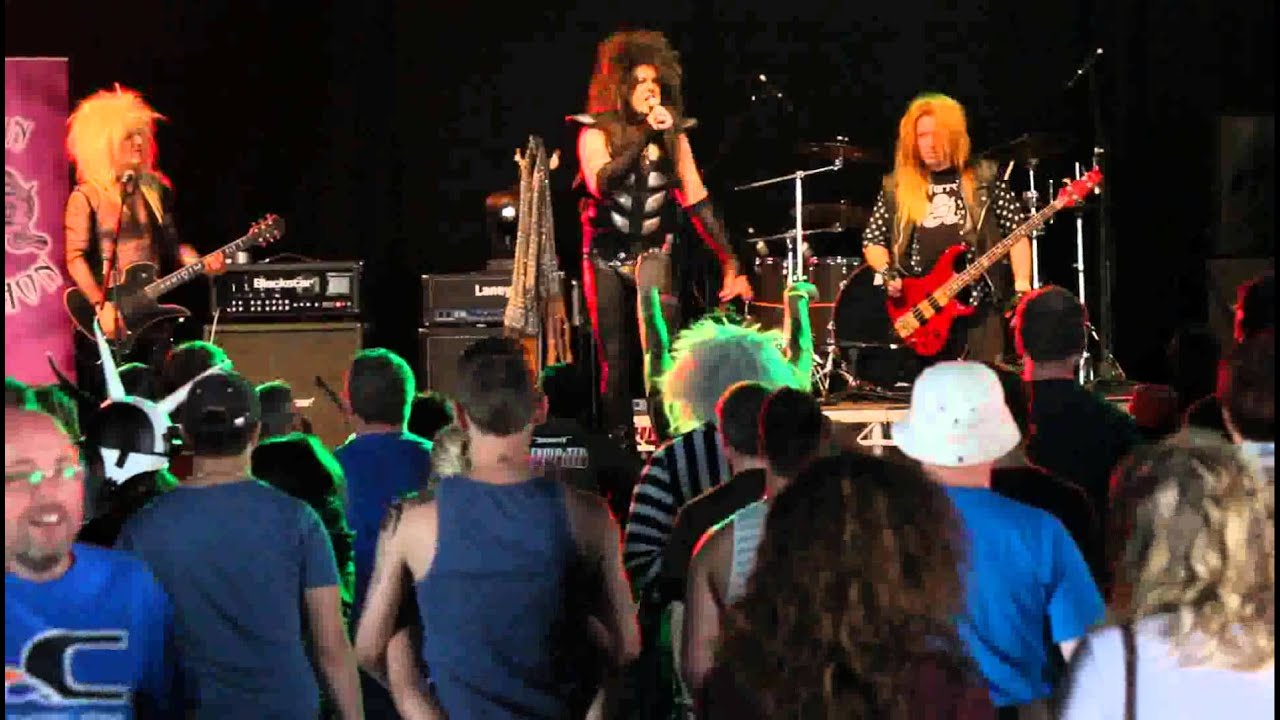 Iron Python, I Wanna Rock N Roll all Night Kiss cover)at Glastonbudget ...