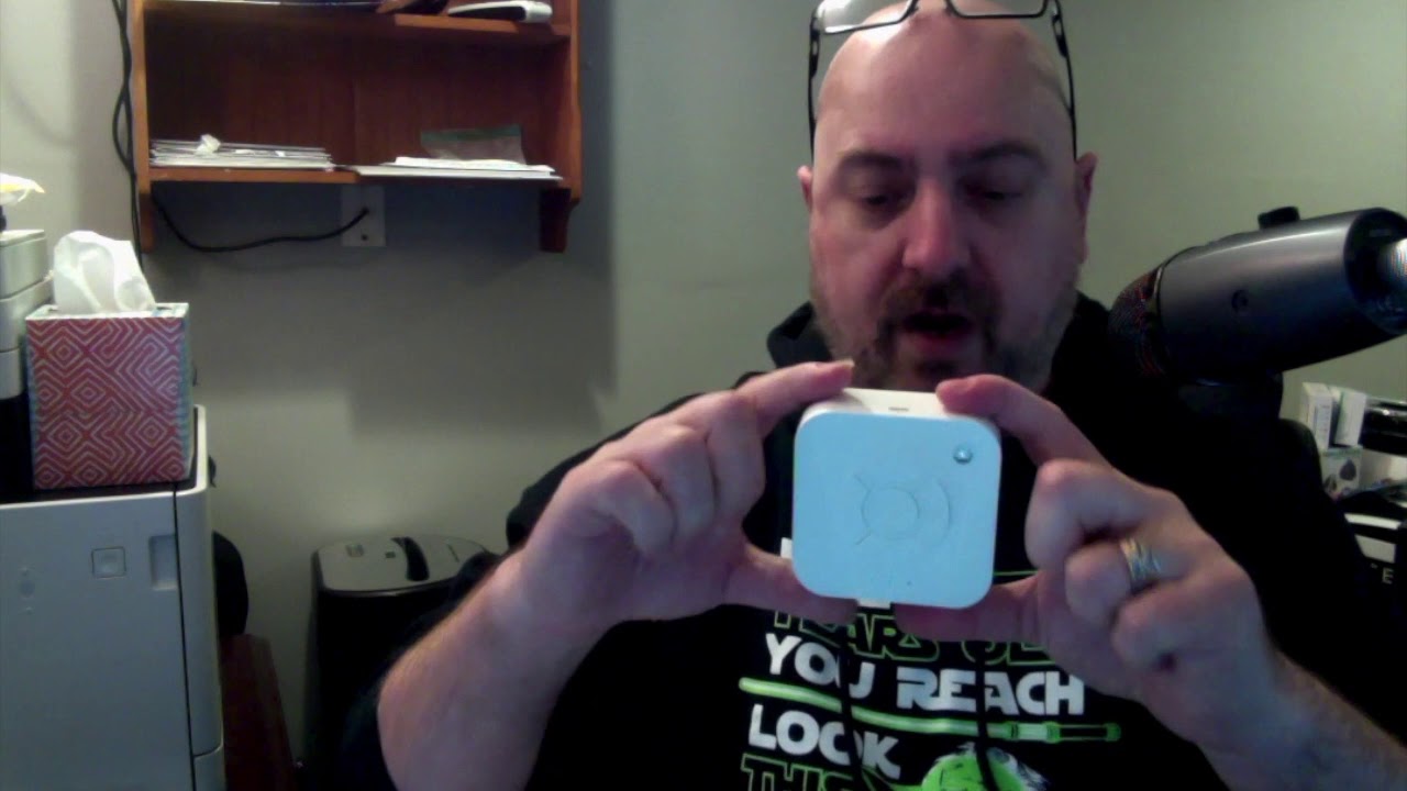 Unboxing   Gadget Discovery Club: Q1 Music Light Sleep Machine