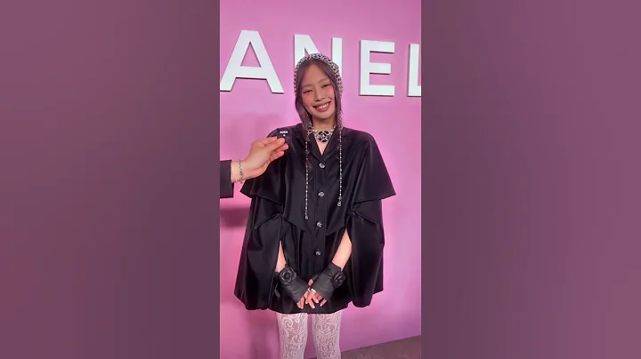 Jennie EMBARASSES RUDE Photographer During The Chanel Red Carpet! #shorts - DayDayNews