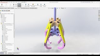 4 jaw  Mechanical toy picking mechanism in Solidworks