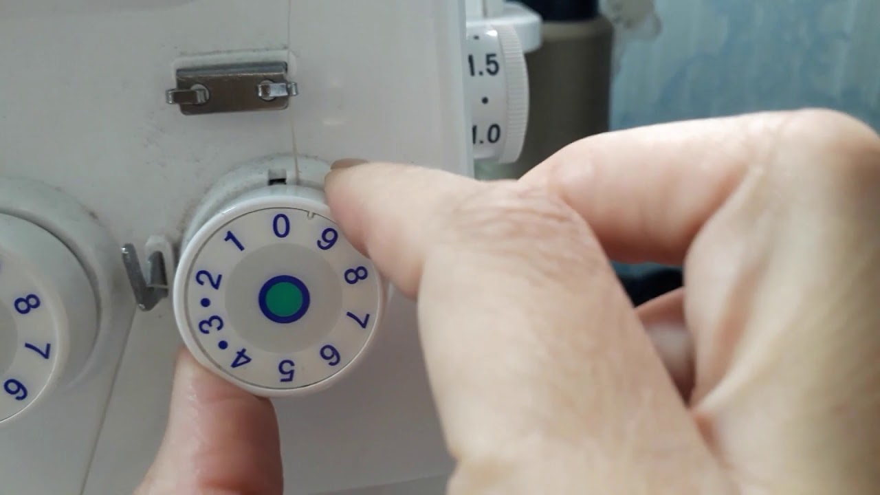 PASSANDO A LINHA NA OVERLOQUE JANOME 8002D