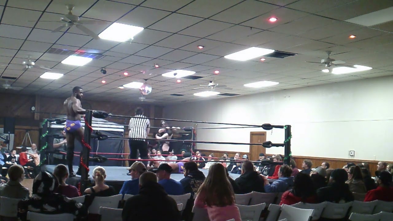 AAW Presents - Geddy Cahoon & Michele VS Kelly KellyFor The AAW Tag Team Championship