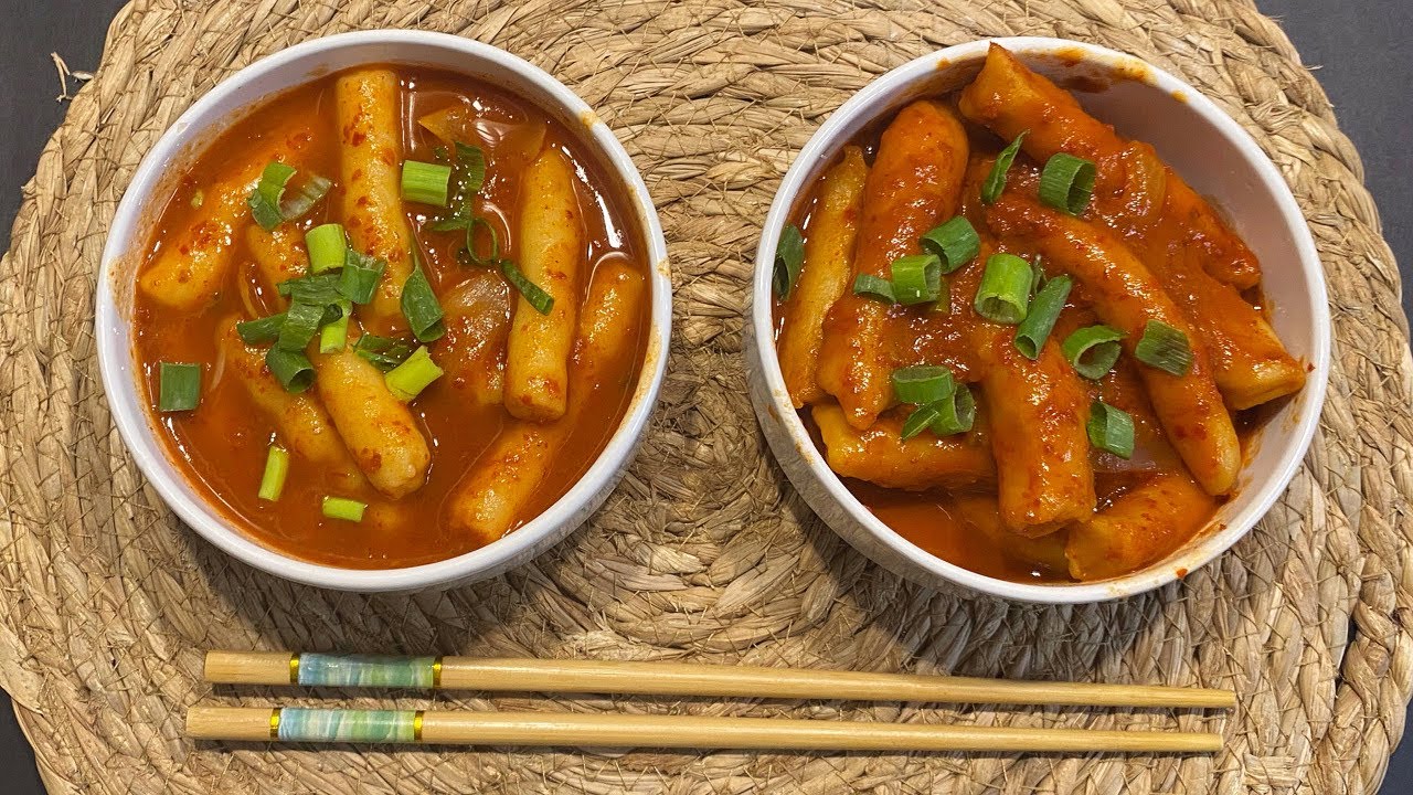 Tteokbokki (Pirinç Keki)  Yapımı | 2 ÇEŞİT UNLU VE PİRİNÇ UNLU! OMG!!
