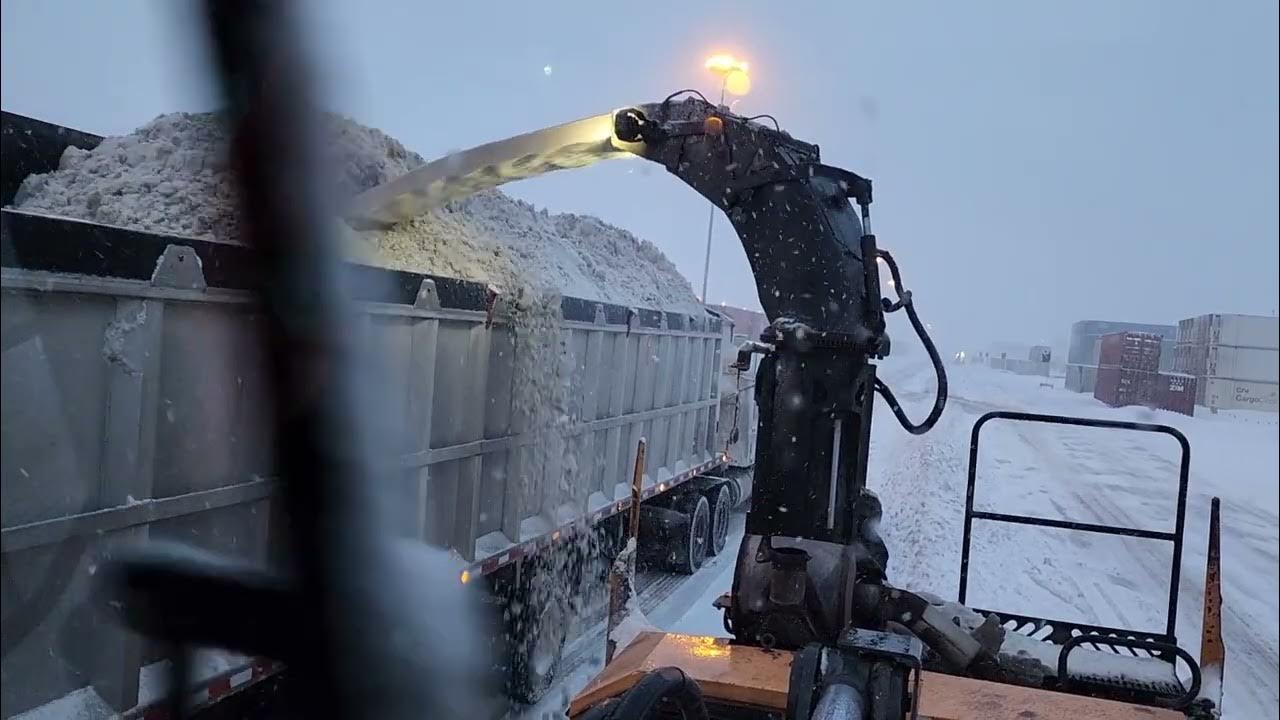 Opération déneigement avec souffleur Larue D60 13 janvier 2023 à