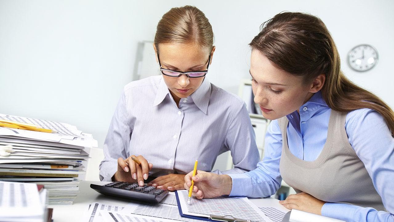 Mentoring, Confidence Will Help Increase the Ranks of Women in Financ