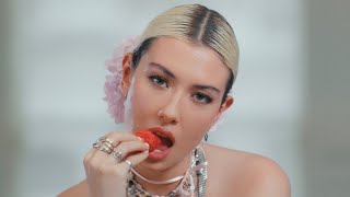 Nieve Ella - Ganni Top (She Gets What She Needs) (Official Visualiser)