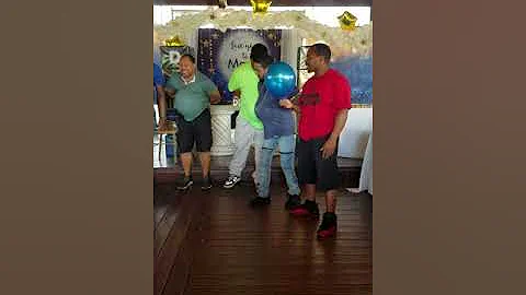 Baby Shower Men with Bellys Game #PreggoMen #BabyS...