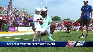 Reds' All-Star Elly De La Cruz hosts baseball camp Friday for young players