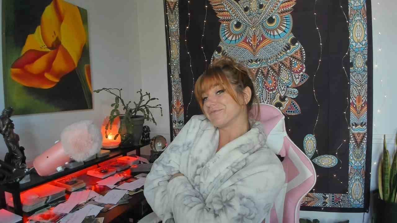 Кто-то удивляется, как вы все время читаете их мысли. Синастрия 12-го дома.