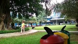 Dilanda duka ~ Elvi Sukaesih